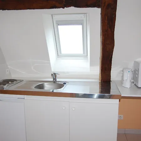 Sur Sarthe Lägenhetshotell 3*